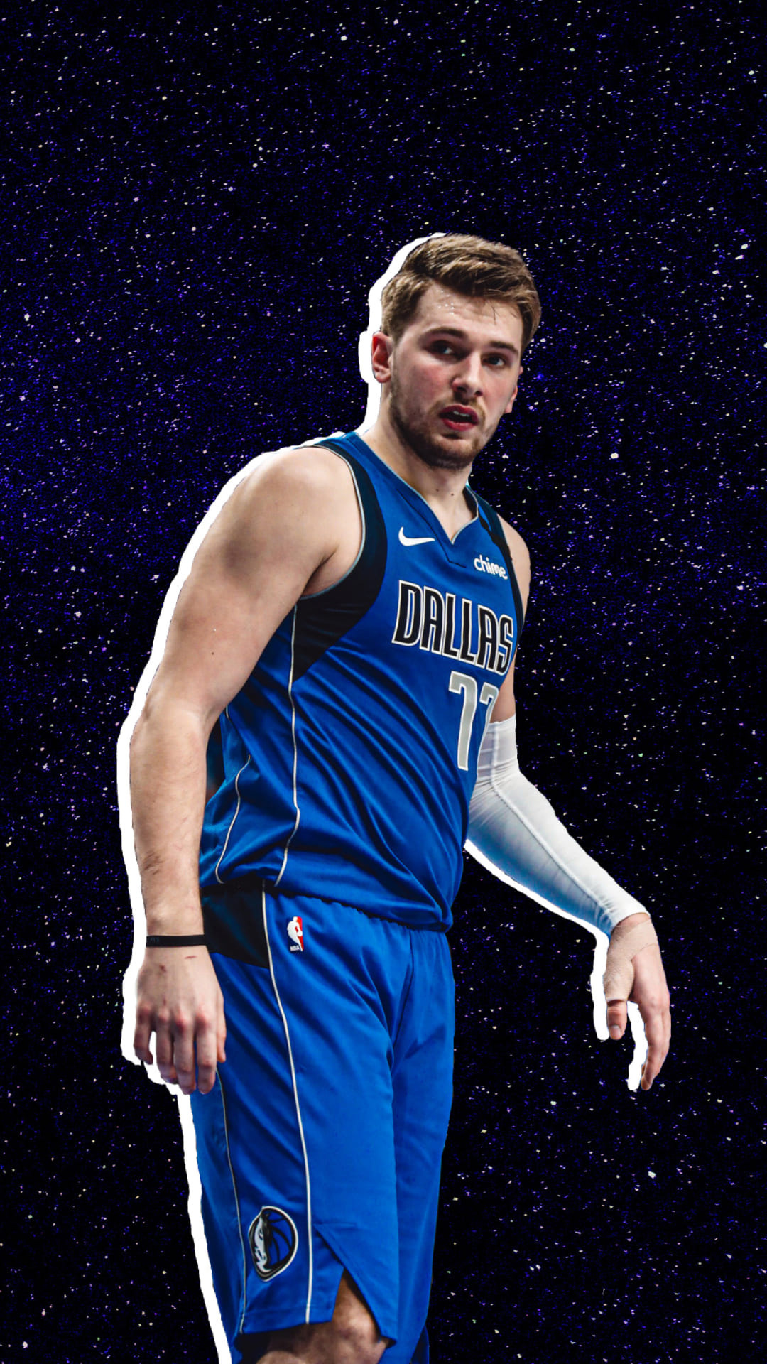 The pose of professional basketball player Luka Dončić 2K wallpaper download
