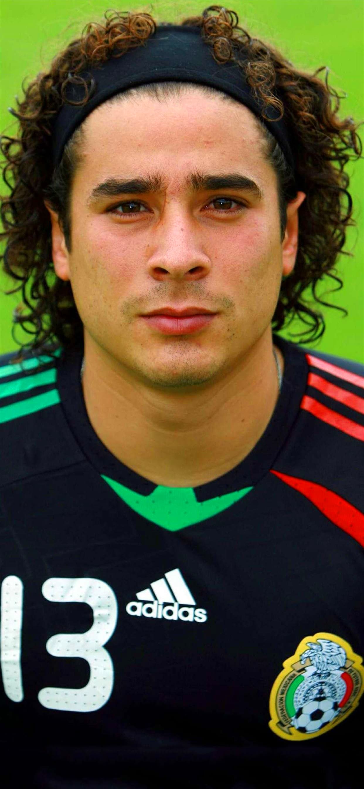 Guillermo Ochoa Wallpapers