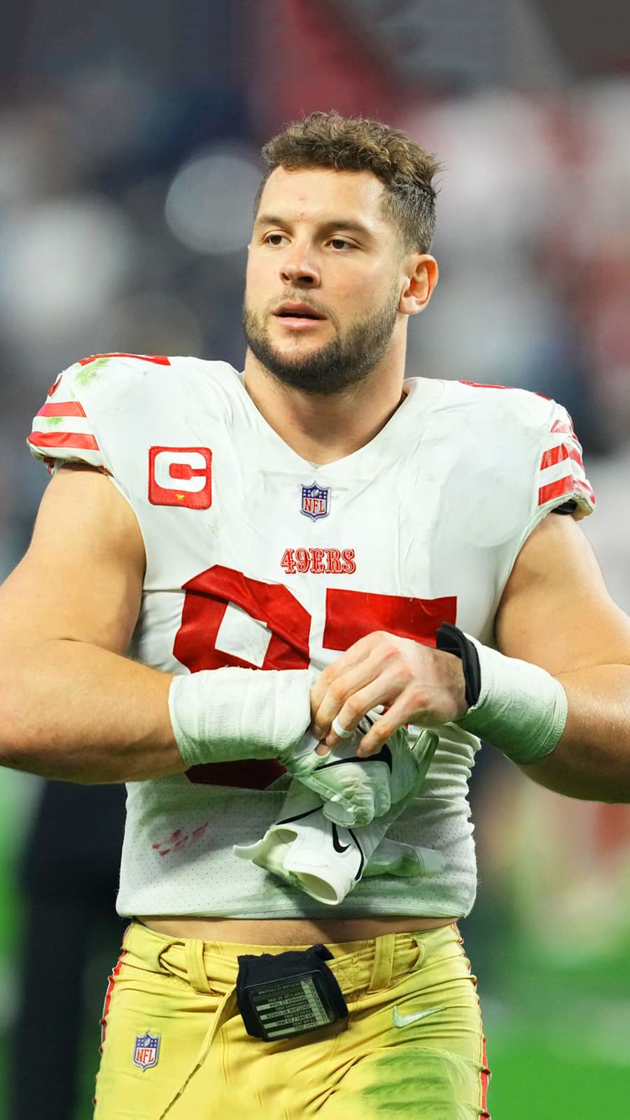 Nick Bosa iPhone Wallpapers