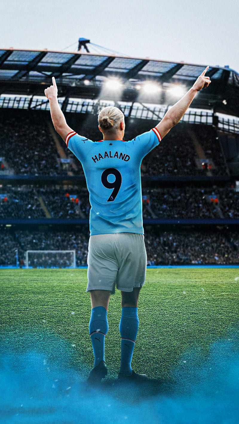 SHADIAO Erling Haaland Wallpaper Top Famous Football Player Room Poster Art  Photo Canvas Art Poster and Wall Art Picture Print Modern Family bedroom  Decor Posters 24x36inch60x90cm  Amazoncouk Home  Kitchen