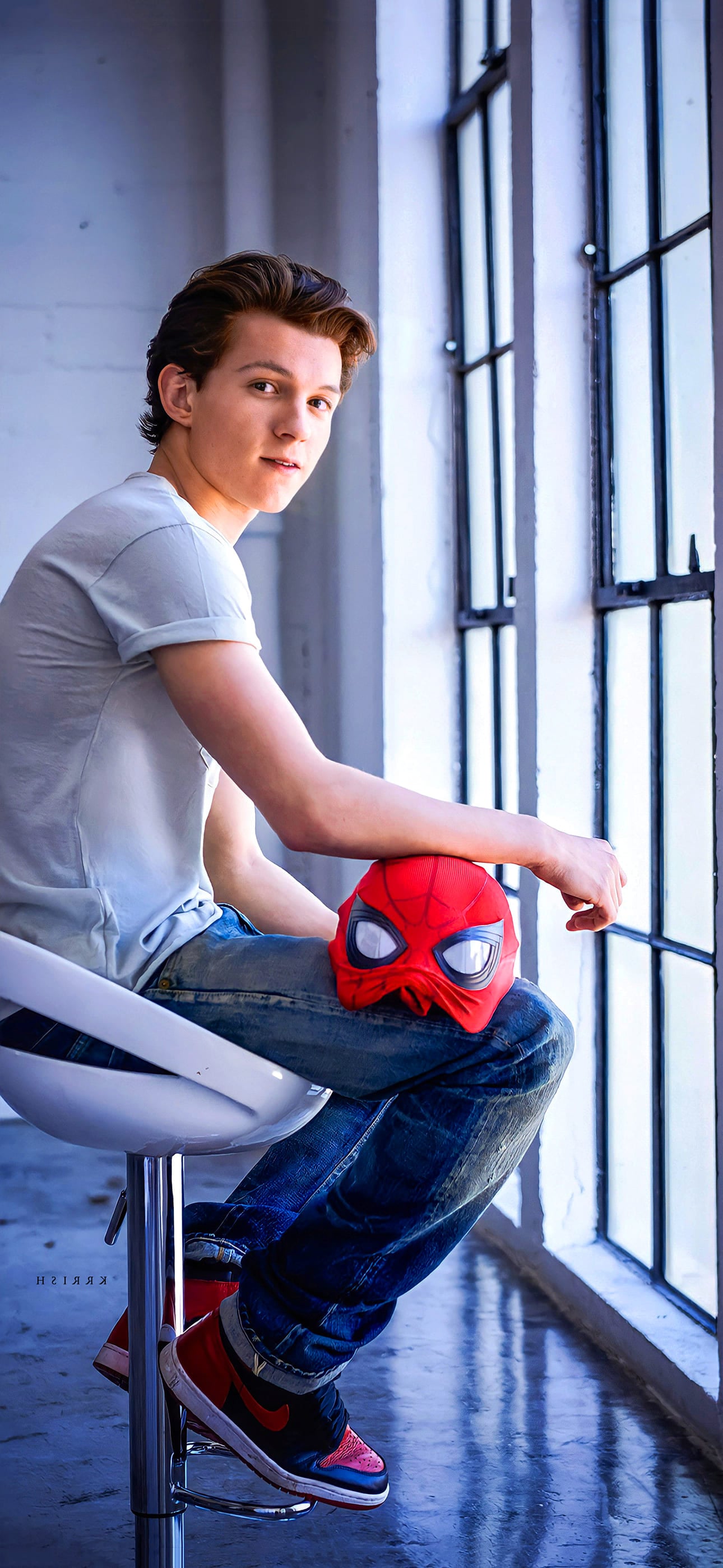 Tom Holland Wallpapers