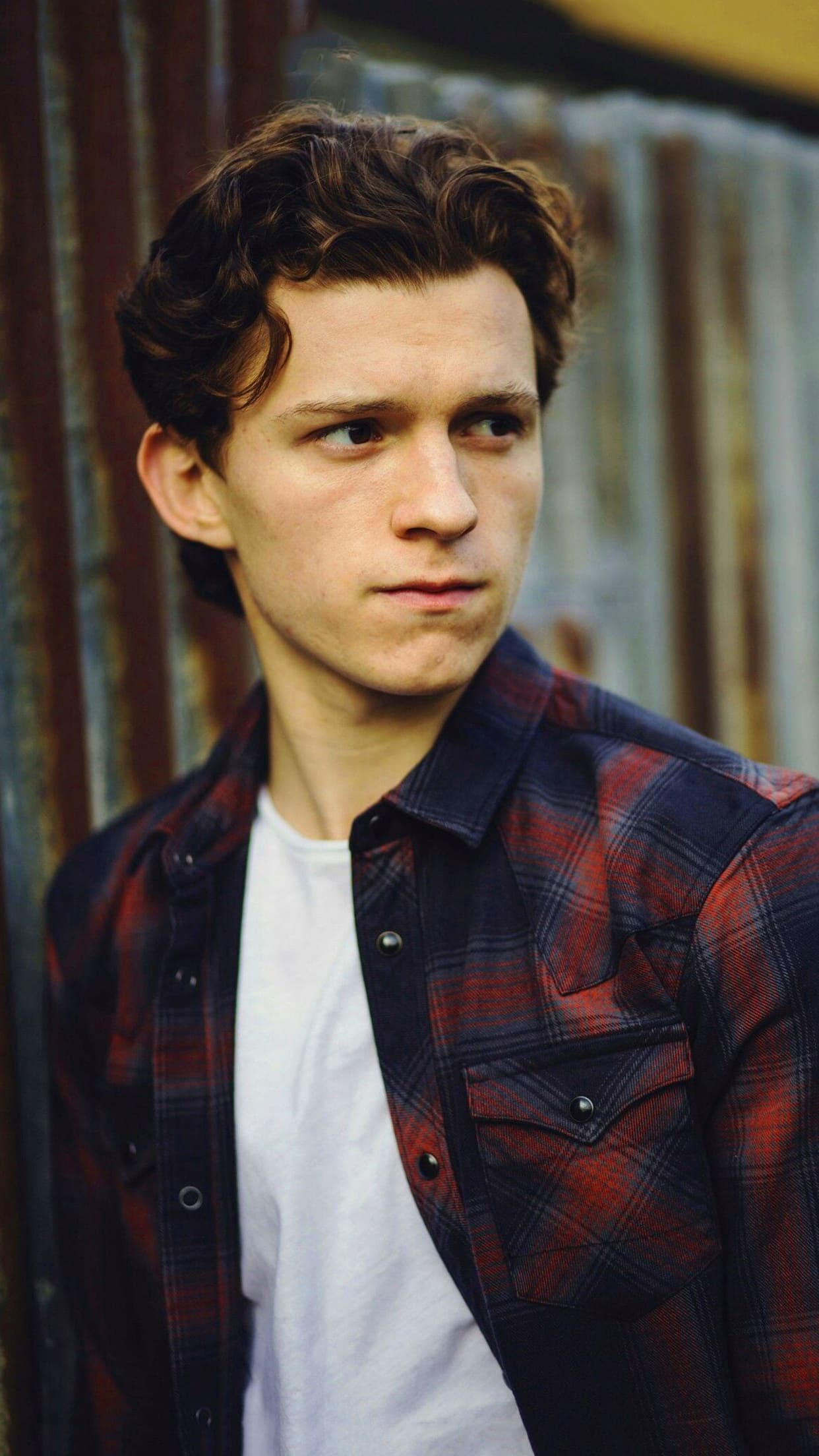 Tom Holland Wallpapers