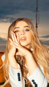 Sabrina Carpenter Wallpapers